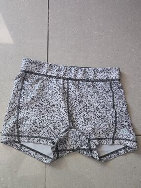 Speckled Black and White Bike Shorts - Mid-Rise Activewear